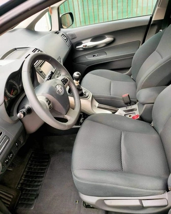 Toyota Auris cena 20200 przebieg: 250500, rok produkcji 2012 z Lublin małe 352